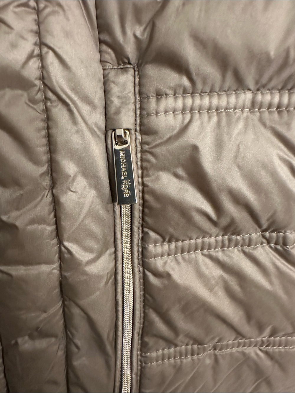 Michael Kors Taupe Quilted Lightweight Puffer Jacket - Picture 3 of 9